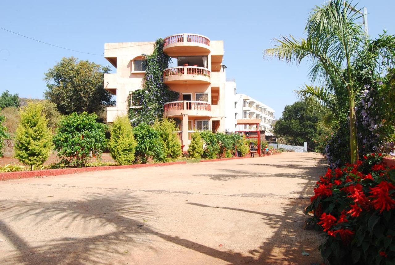 Vila Quinte Hills Residency Panchgani Exteriér fotografie